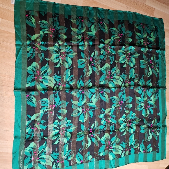 Charles Jourdan Silk Scarf 34/34 - Picture 3 of 9